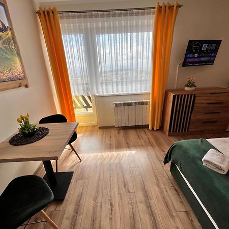 Widokowy Apartament - Pokoje Goscinne Banska Wyzna Exterior photo